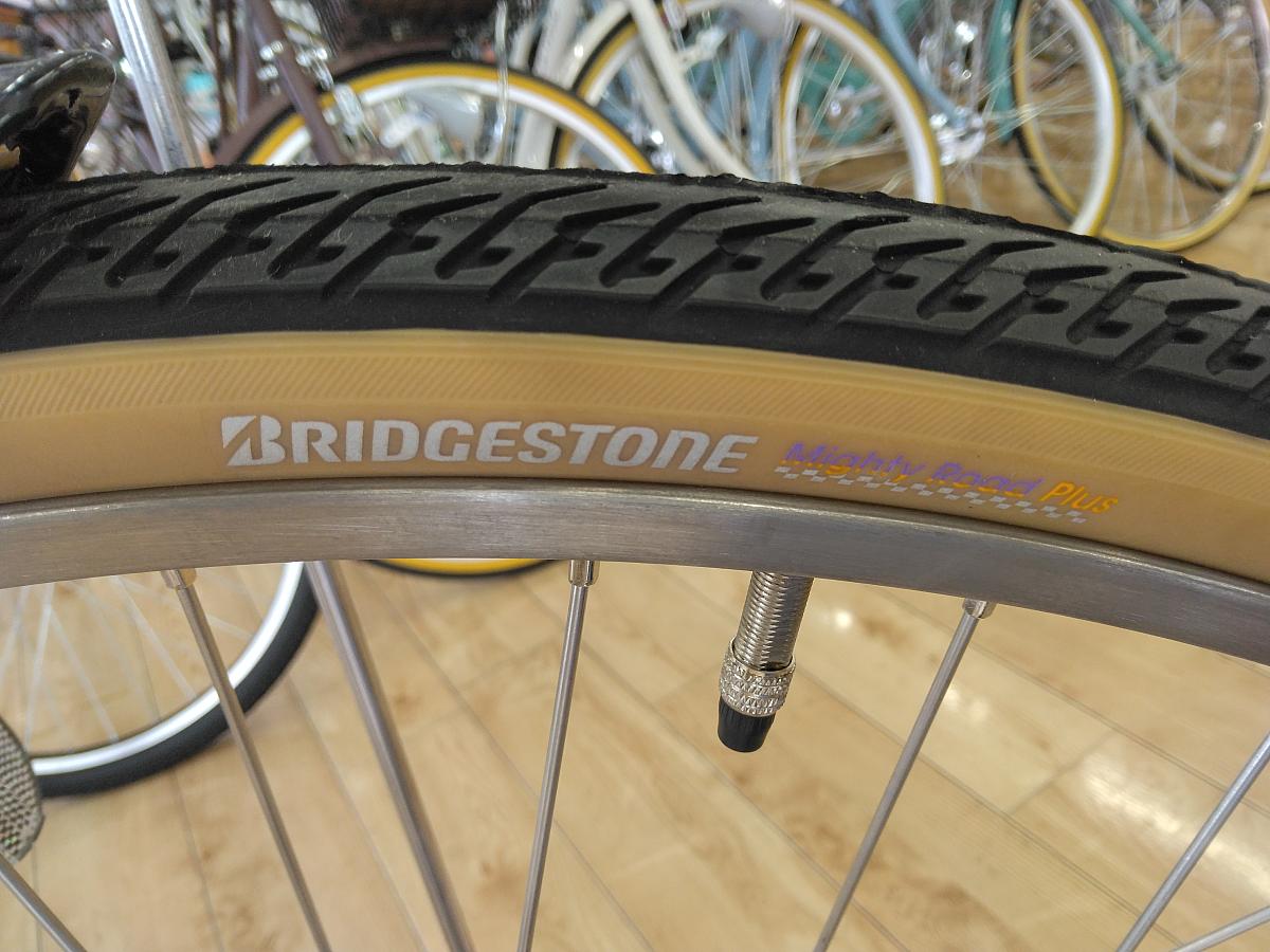 ロココ　ベルト　スクール/タイヤ（ブリジストン製）