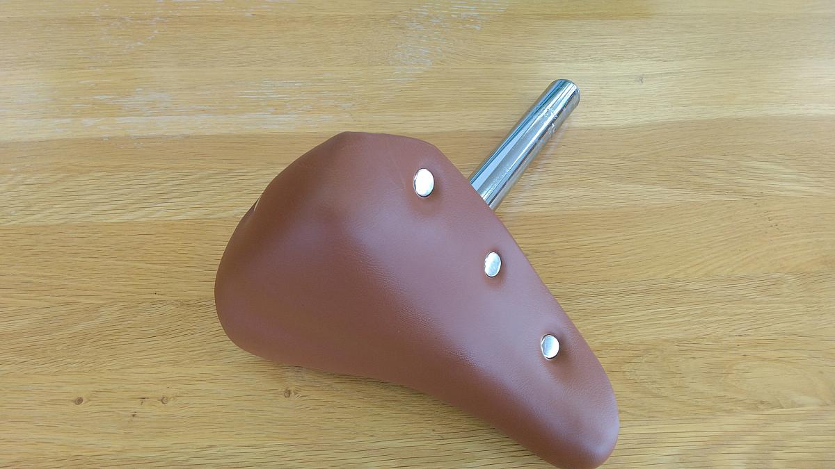 ロココ　ベルト　スクール/直付けサドル約６ｃｍサドルが低くなります（オプション）