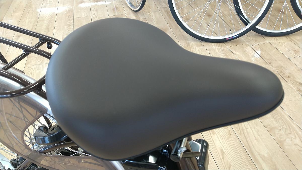 ビビ・Ｌ/テールアップサドル・ソフト