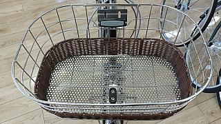 カジュナ ベルト　ベーシックライン/ステンレス前かご（幅４６ｃｍ、奥行３２ｃｍ、高さ２０ｃｍ）