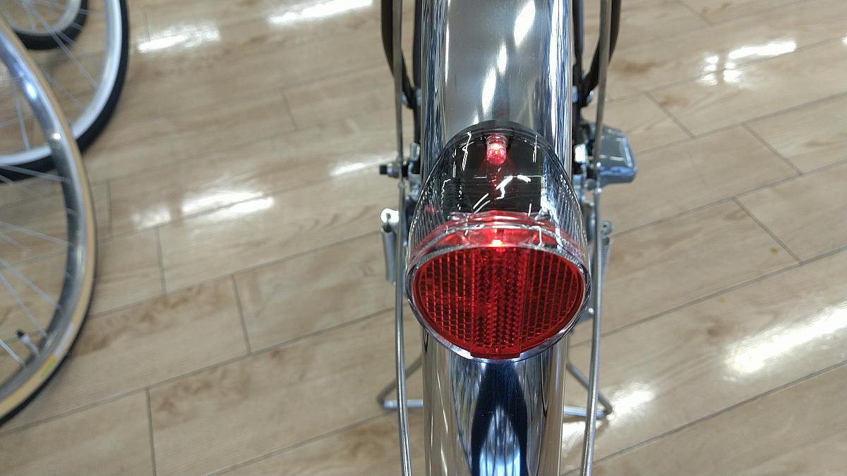 カジュナ ベルト　ベーシックライン/ソーラーテールランプ（キャットアイ製）