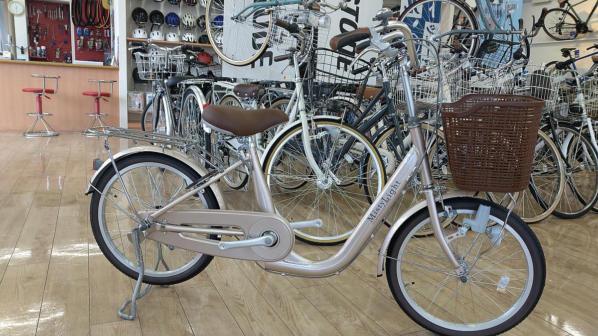 ミスティライト/シャンパンゴールド