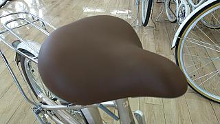 ミスティライト/幅広サドル（ふわふわ）