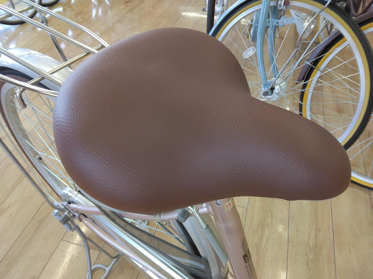 ミスティライトオートＥＸ/ゆったり乗れる大型サドル