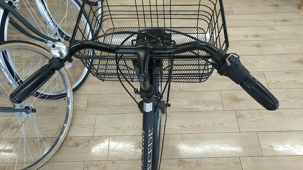 プリシード/ハンドル（身長に合わせて上下出来ます）