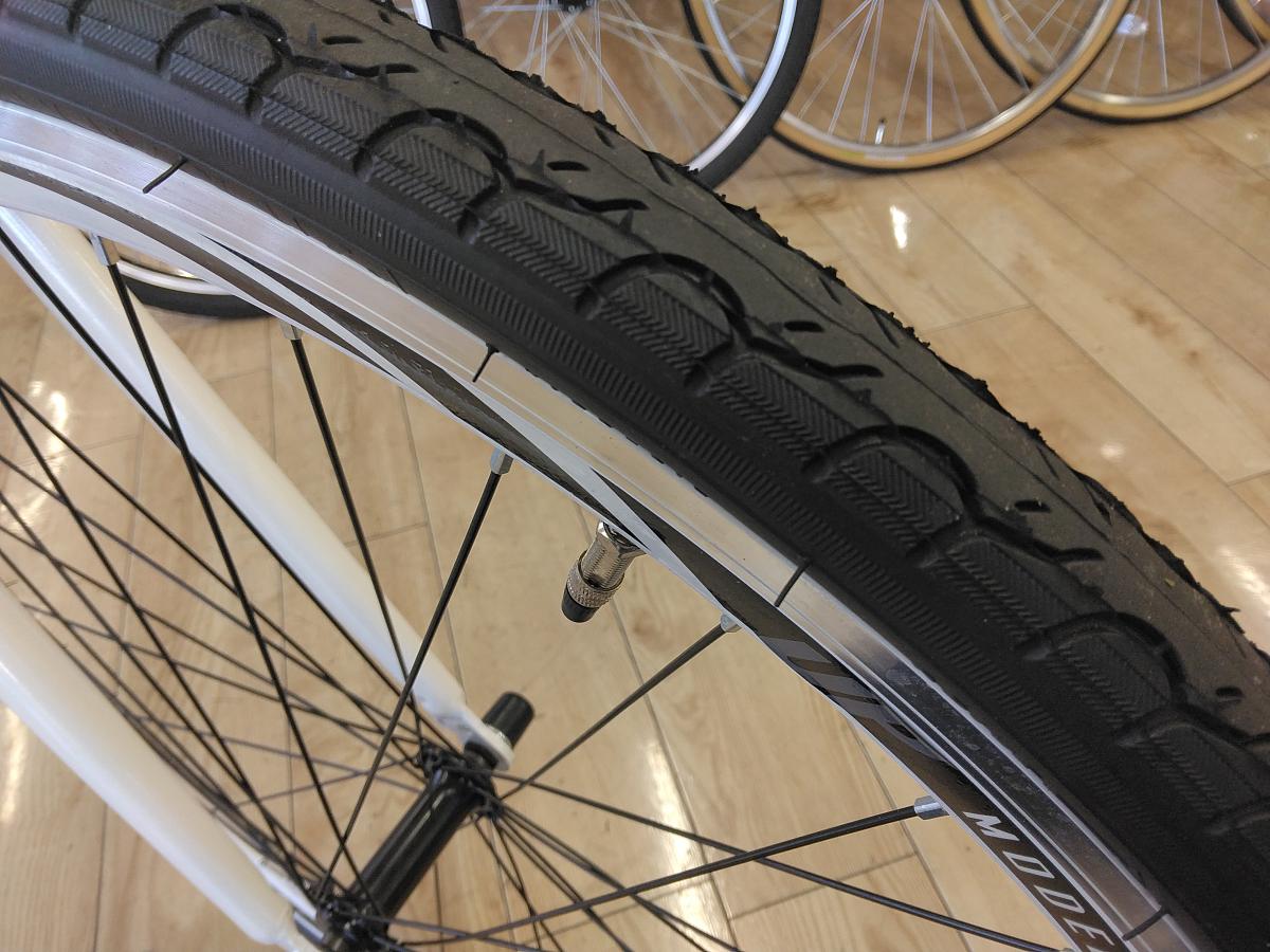 アウターリミッツ/タイヤ：７００X３２C（英式バルブ）