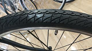 ティモ・A/タイヤ：２６X１．７５（太い）