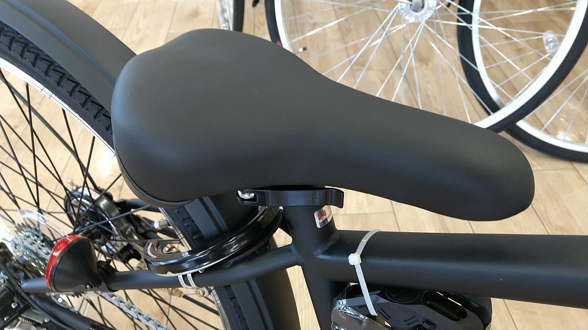 スイフター/サドル