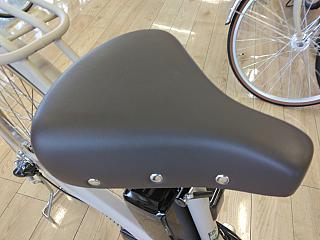 ティモ・L/ワイドテリーサドル