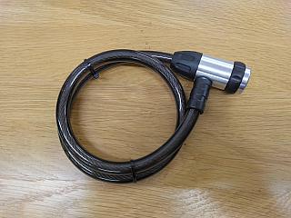 ティモ・S/ワイヤー錠付き