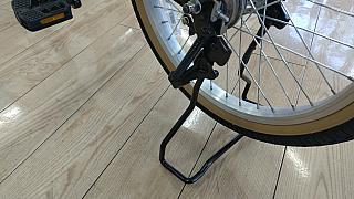 グリッター/両足スタンドL型