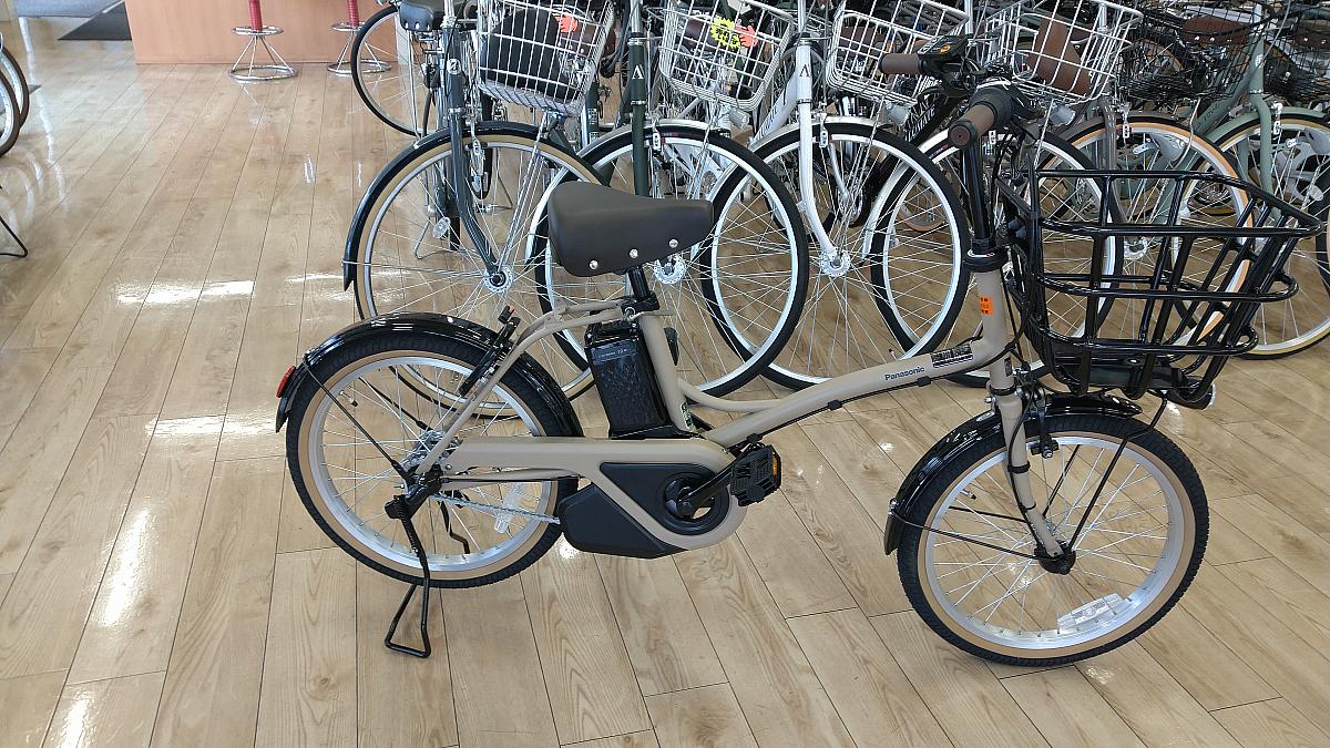 グリッター/マットオーツベージュ