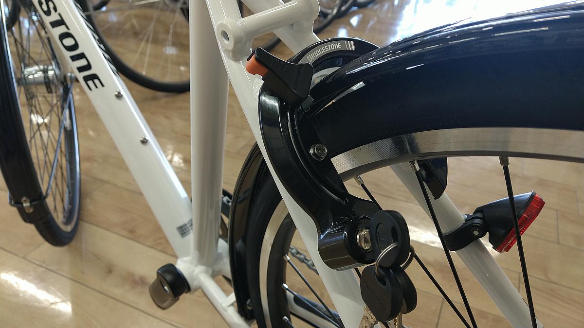 TB 1　２０２５年モデル/後リング錠