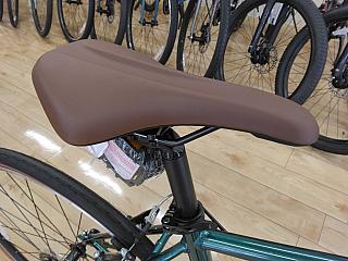 ESCAPE R DROP/スポーツサドル