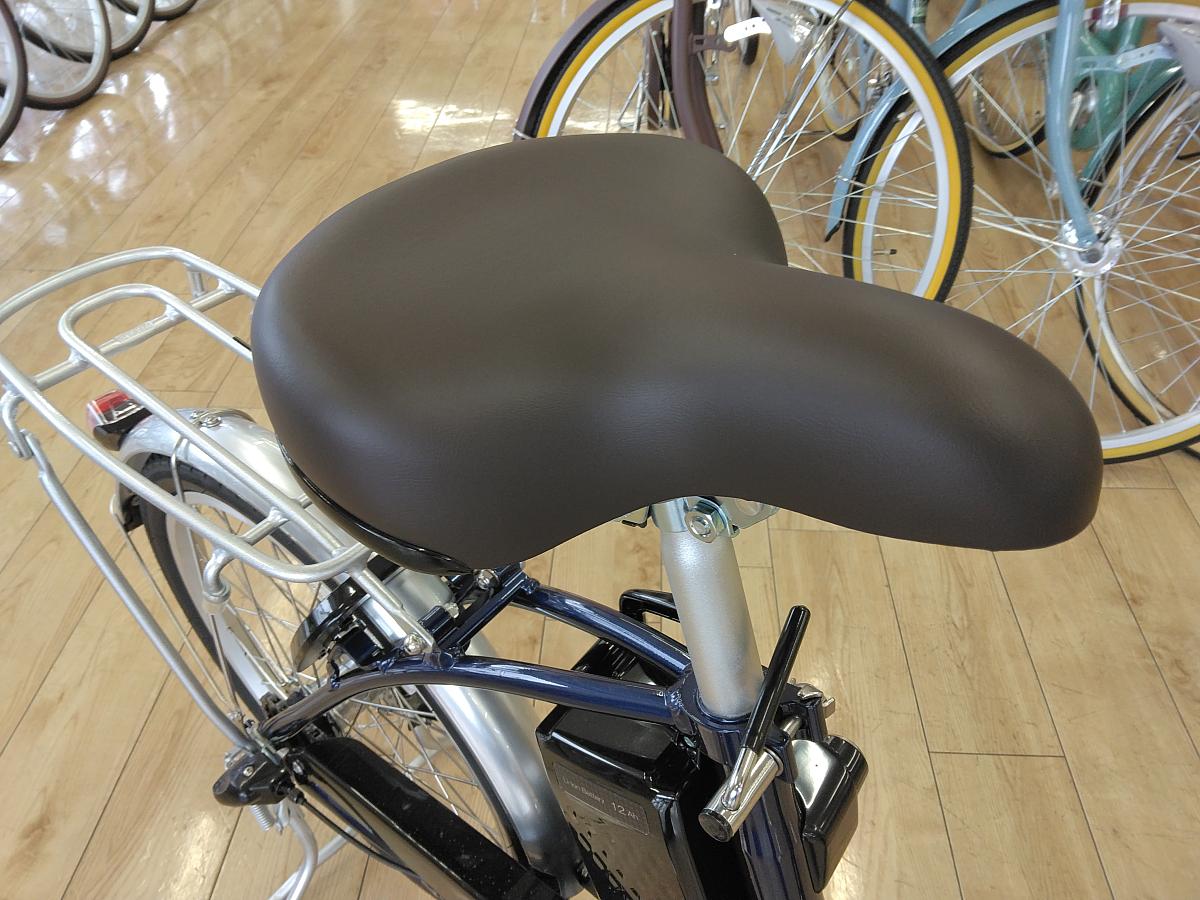 ビビ・L・２０・押し歩き/サドル（快適な座り心地）