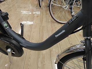 ビビ・L・２０・押し歩き/乗り降りしやすいワイヤー内蔵アルミフレーム