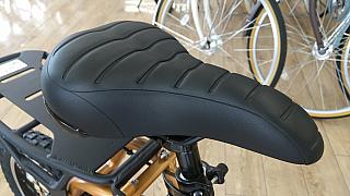 EZ/スポーツサドル（普通のサドルに交換できます有料）