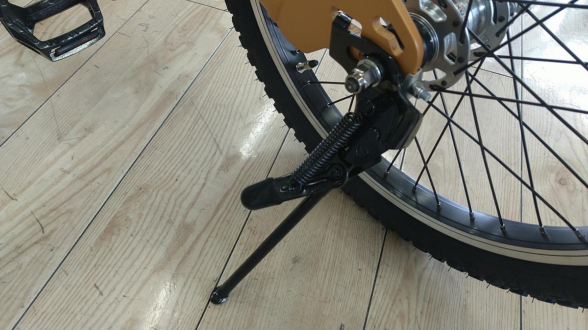 EZ/スタンド（両立スタンドに変更出来ます有料）