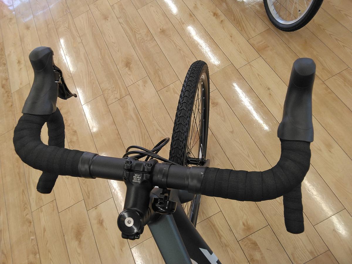 REVOLT 2/ドロップハンドル