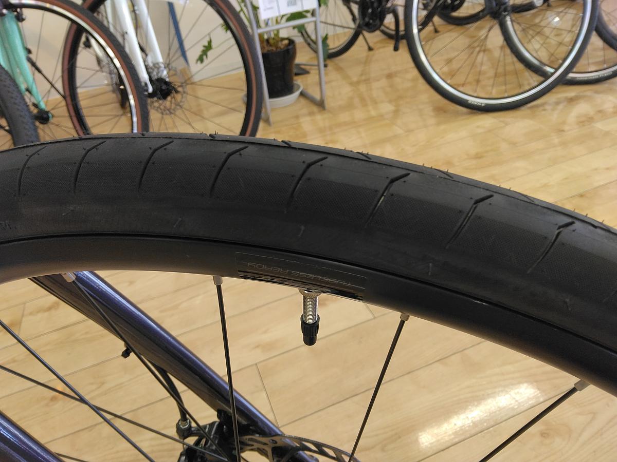 CONTEND AR　４/タイヤ：７００X３２C（仏バルブ）