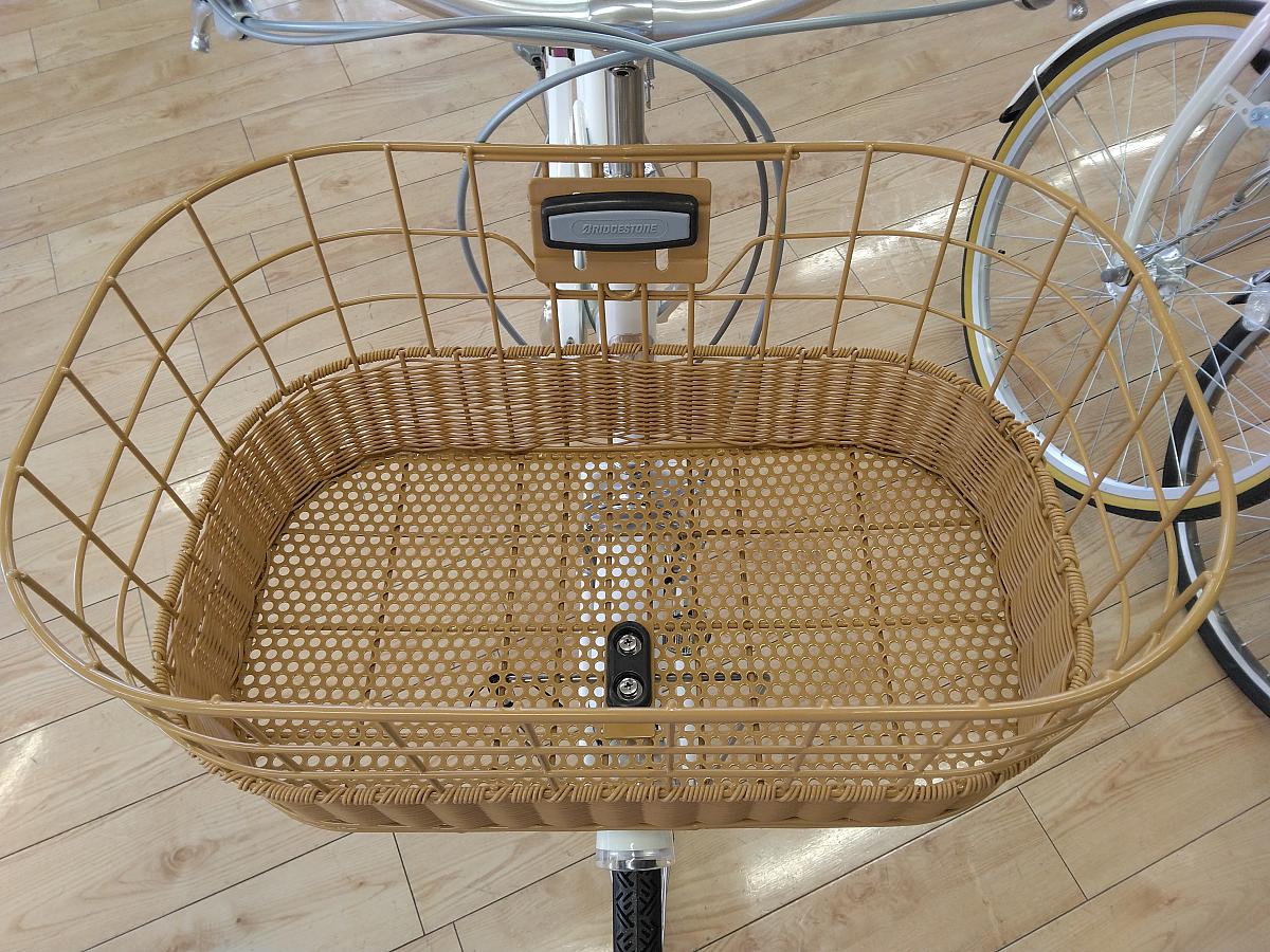 カジュナ　ベルト　スイートライン/前かご（幅４６ｃｍ、奥行３１ｃｍ、高さ２０ｃｍ）