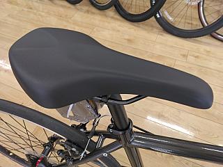 XB　１　２０２５年モデル/スポーツサドル