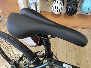 GRAVIER ２０２６年モデル/スポーツサドル