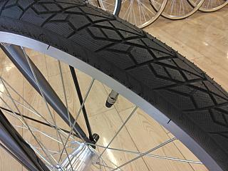 ゼール/ワイドスリックタイヤ